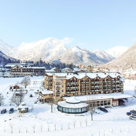Hotel Der Wiesenhof Пертизау Экстерьер фото