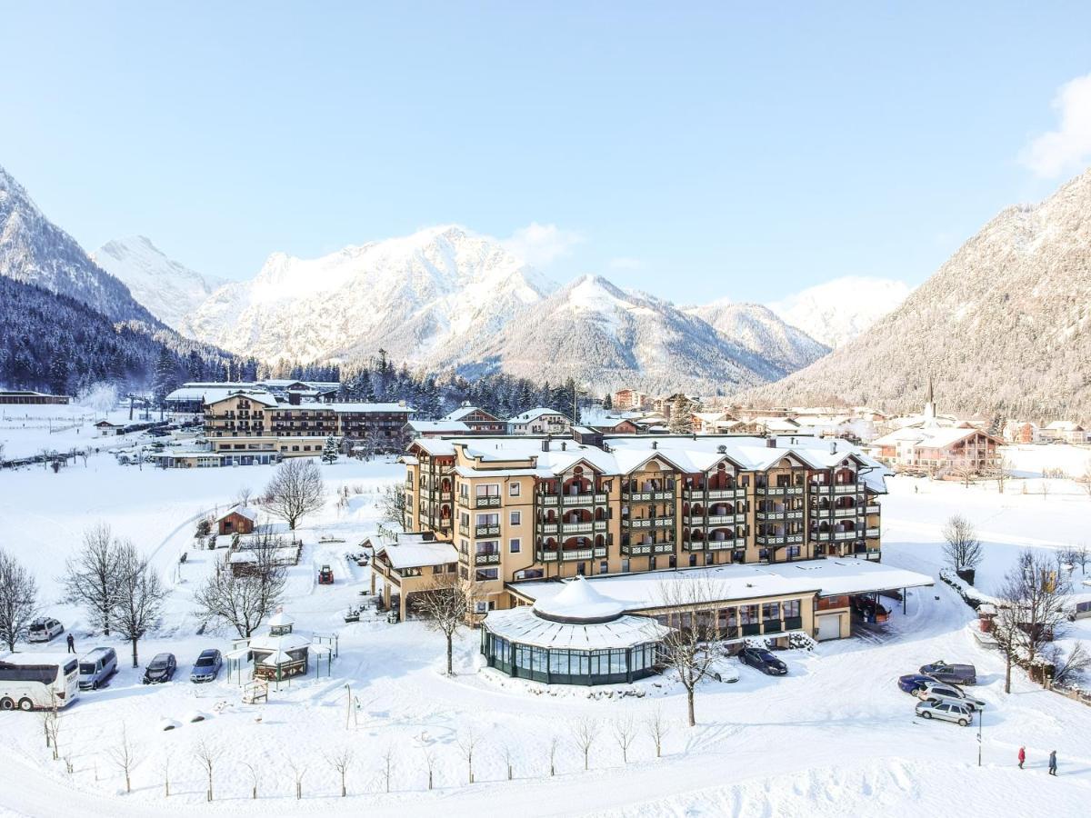Hotel Der Wiesenhof Пертизау Экстерьер фото